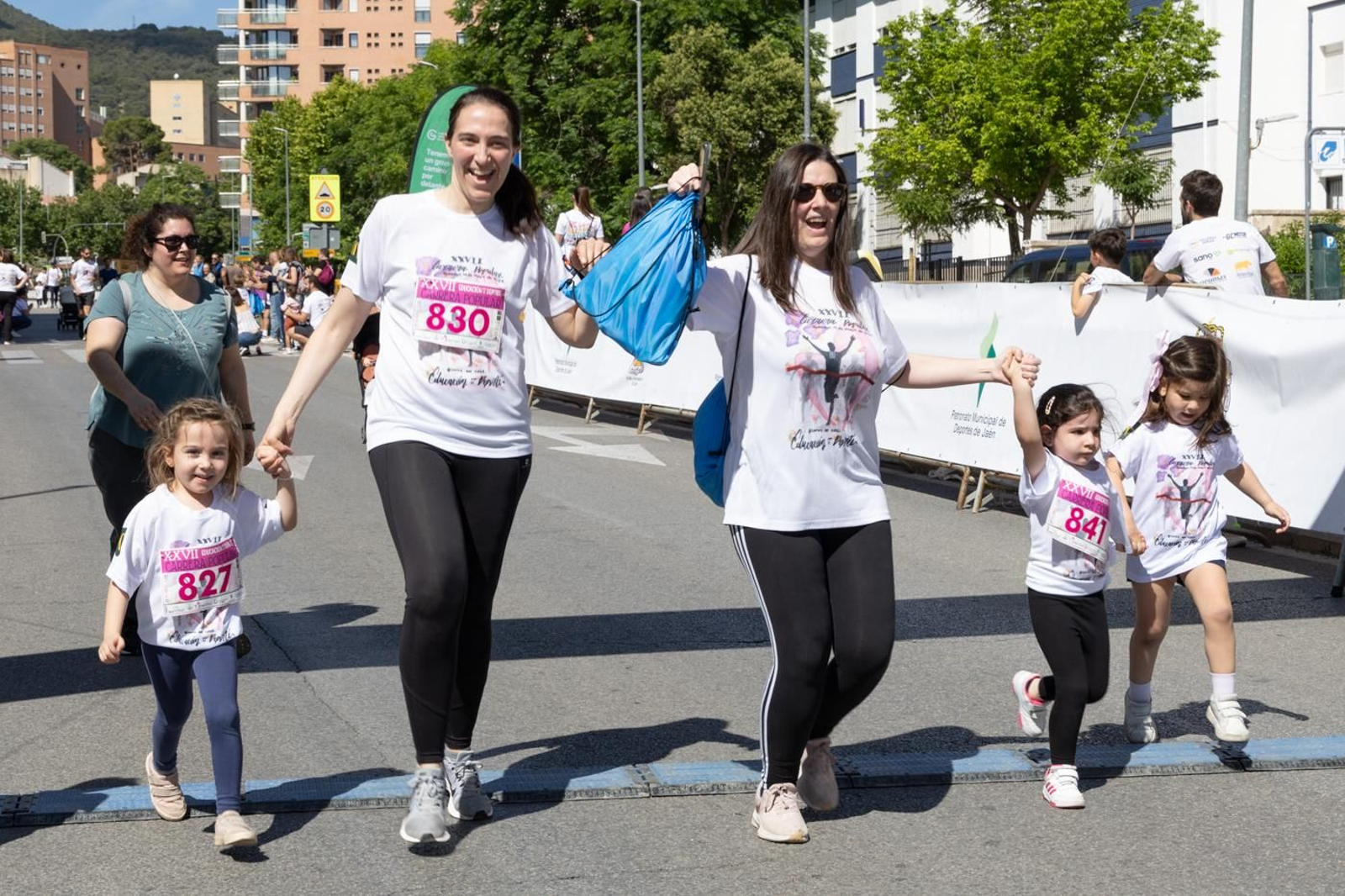 En imágenes: Éxito de participación en la  XXVII Carrera Popular 'Educación por el Deporte'  de Maristas