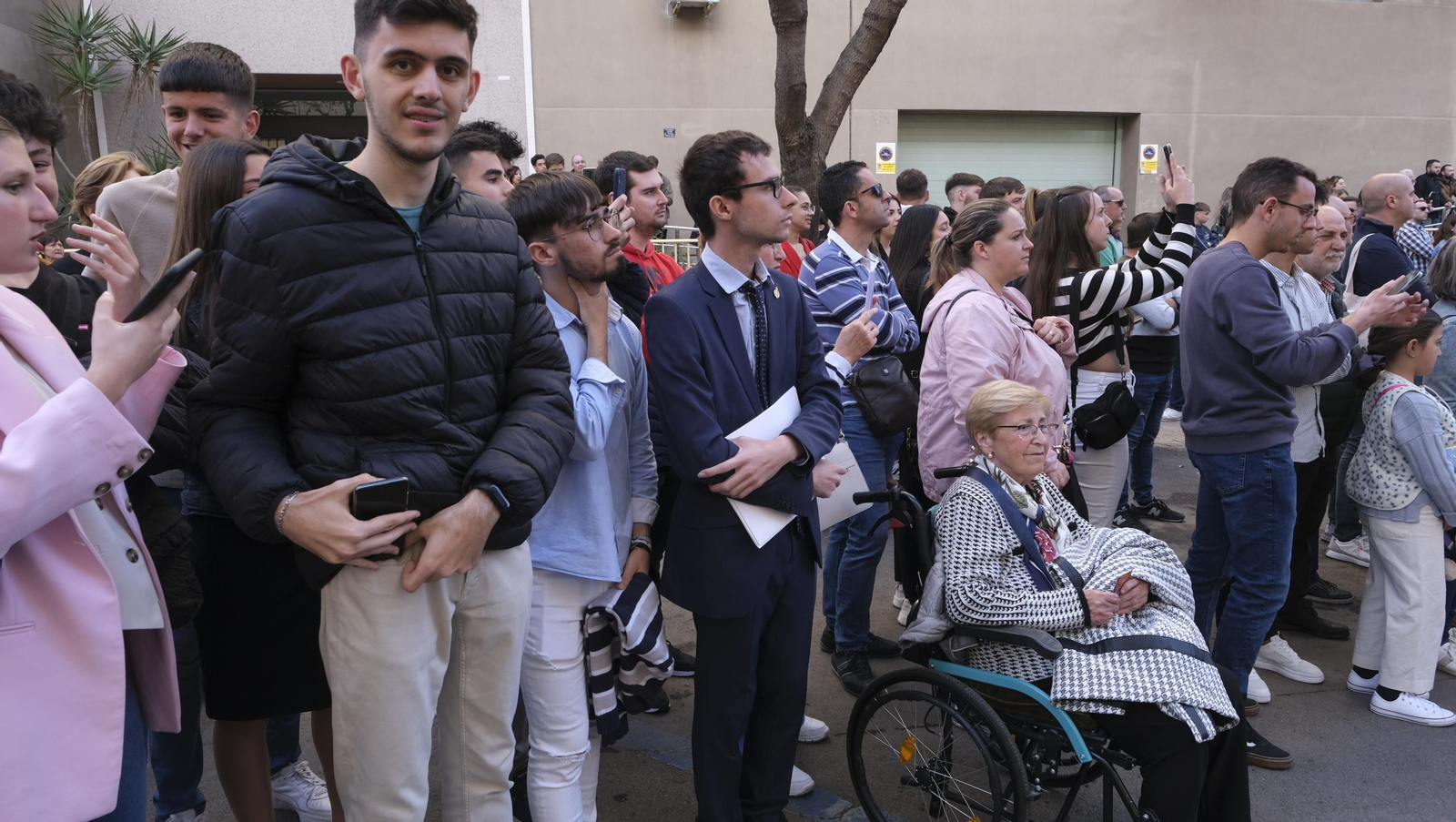 La procesión de Pasión en Almería, en imágenes
