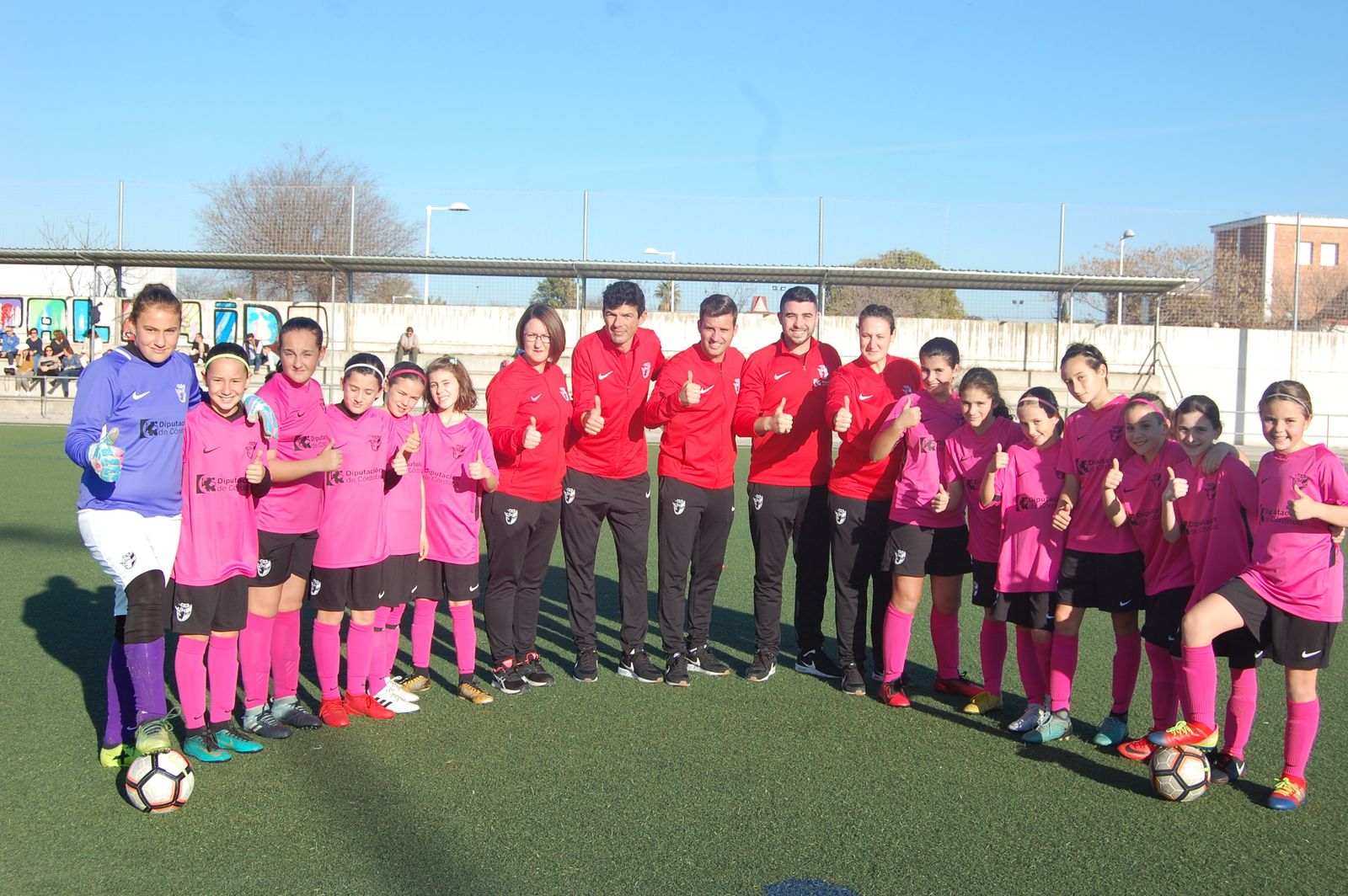 Selección provincial de Córdoba alevín femenino sub 12 junto a sus técnicos.