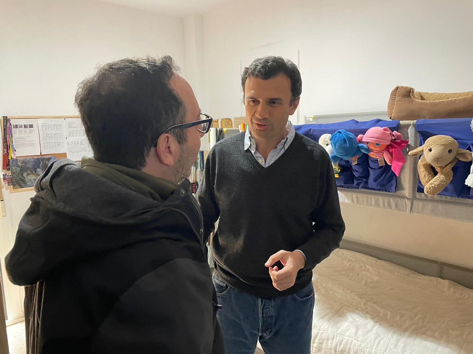 Bruno García, en uno de los encuentros personales mantenidos este martes con gaditanos.