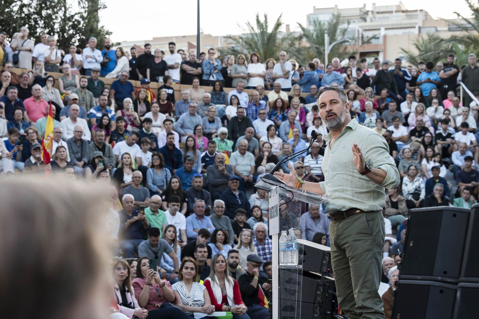 Las imágenes del mitin de Vox con Santiago Abascal y Manuel Gavira en ...