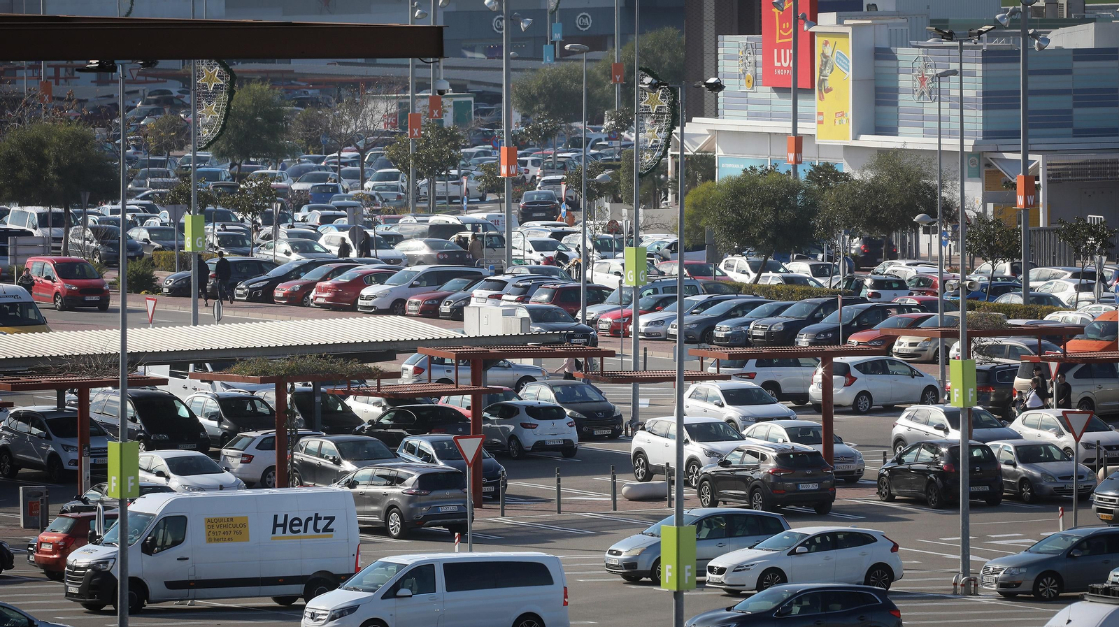 Lleno en los centros comerciales de Jerez