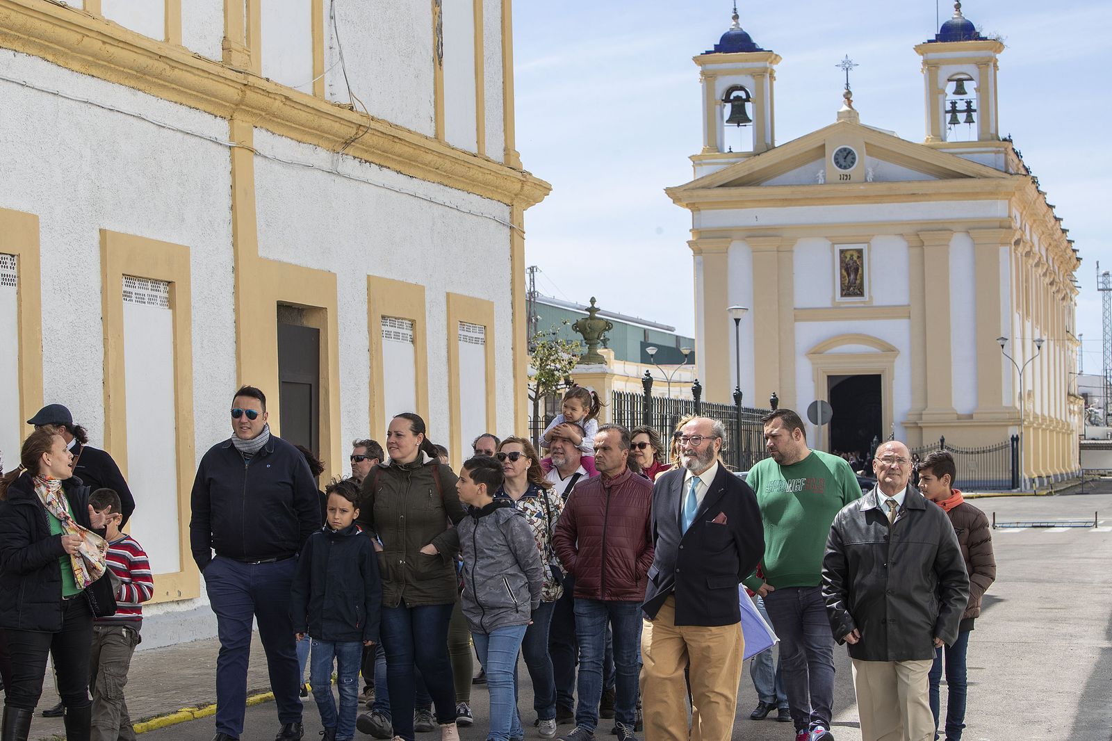 La ruta 'Yo hice la mili en San Fernando', el año pasado, de visita en La Carraca.