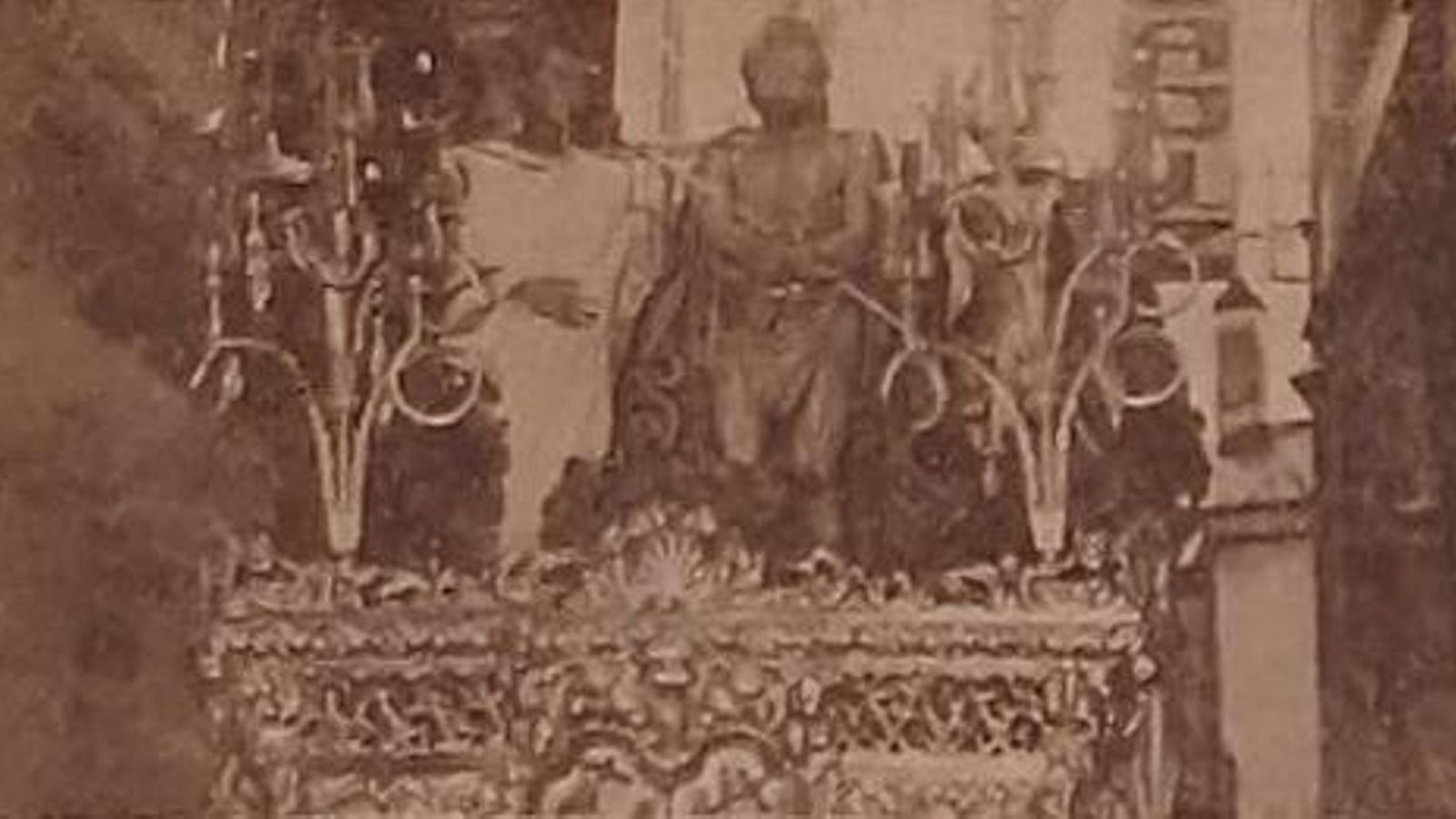 Ecce-Homo, en la salida procesional que en 1971 haría el Jueves Santo al haber llovido el Martes Santo.