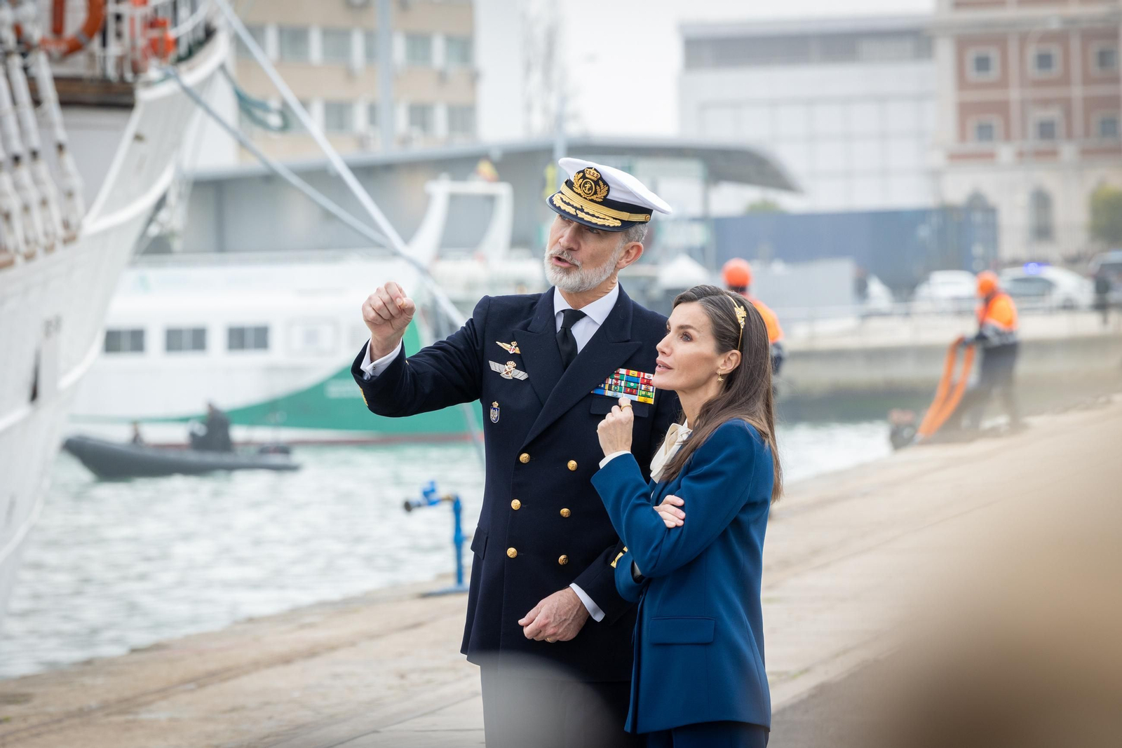 Imágenes de la despedida del 'Elcano' desde Cádiz con la Princesa Leonor como guardiamarina Imágenes de la despedida del 'Elcano' desde Cádiz con la Princesa Leonor como guardiamarina