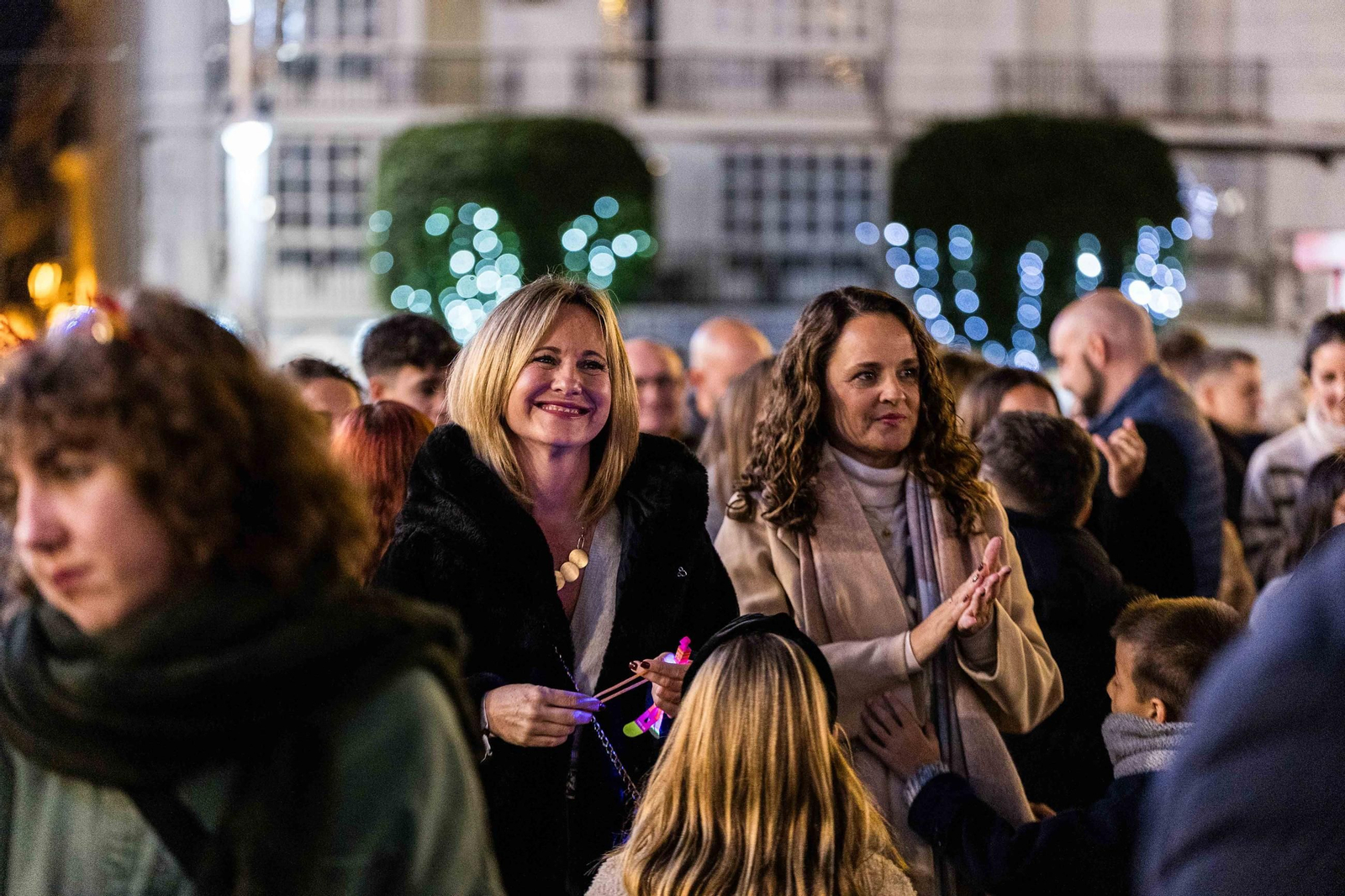 El concurso de coros de campanilleros ambienta la Navidad en San Fernando