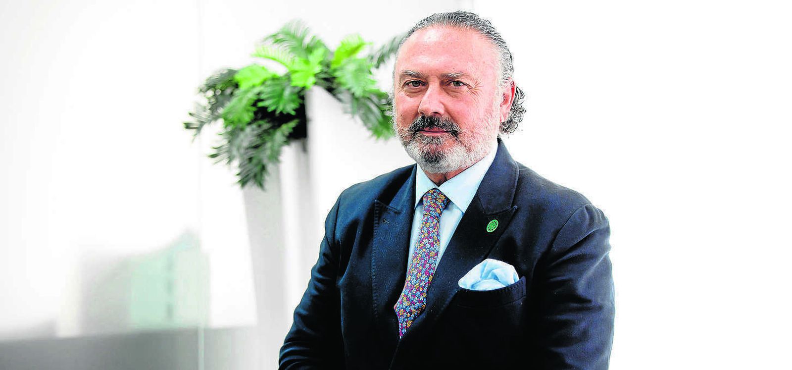 Dr. Ángel Carrero Vázquez