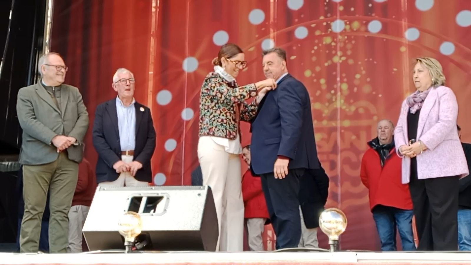 Entrega de premios y distinciones de las peñas en el Carnaval de San Fernando