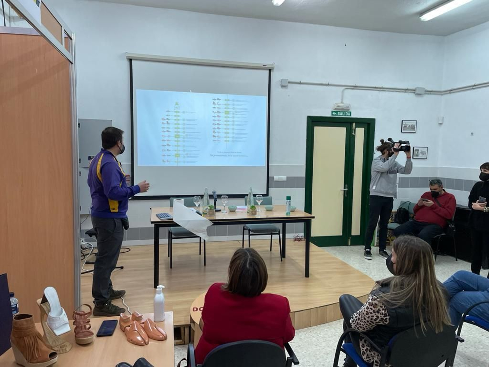Encuentro en el instituto Don Bosco de Valverde.