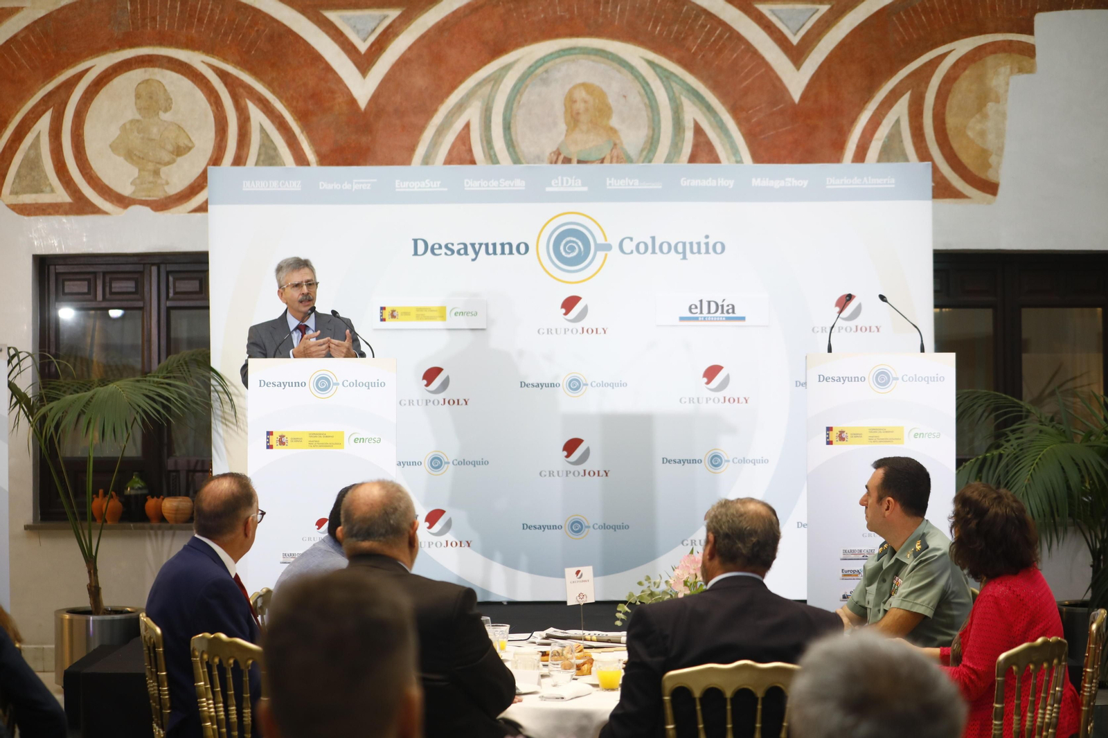 El desayuno-coloquio de El Día con el presidente de Enresa, José Luis Navarro, en imágenes