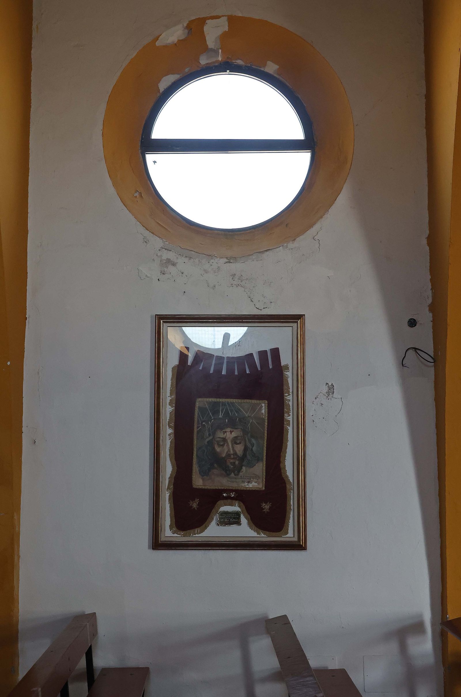 Imágenes de los desperfectos de la iglesia Nuestra Señora del Carmen en La Línea