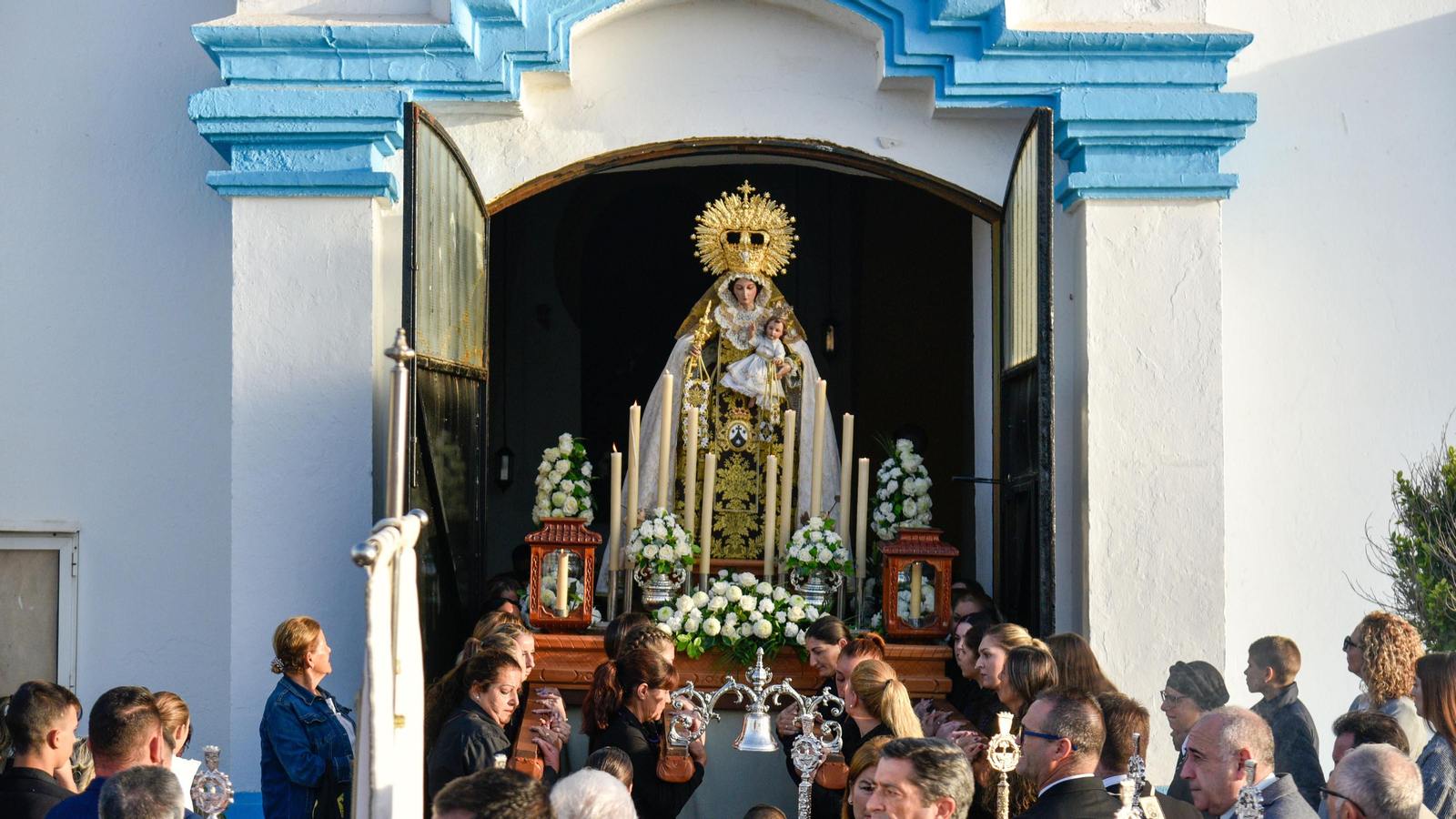 Procesión de La Virgen del Carmen en La Línea por el Dia de Todos los Santos