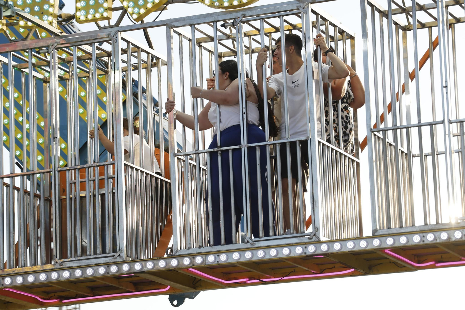 Búscate en las fotos del lunes de la Feria de La Línea 2025