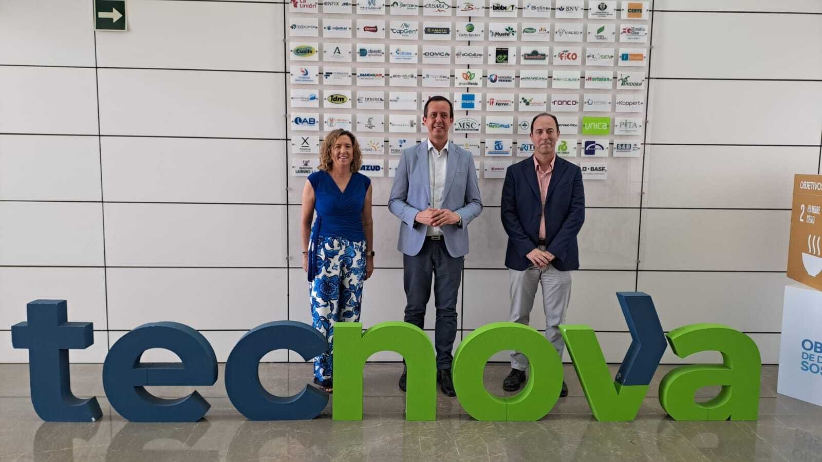 Visita del subdelegado a la sede de Tecnova.