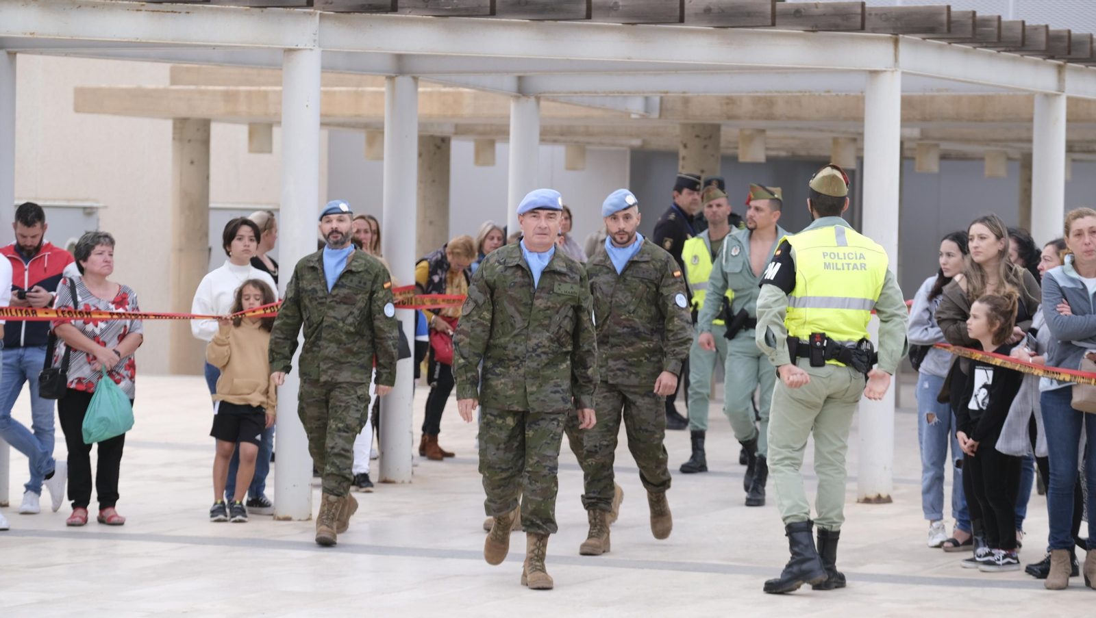 Imágenes de la salida del segundo contingente de La Legión con destino el Líbano