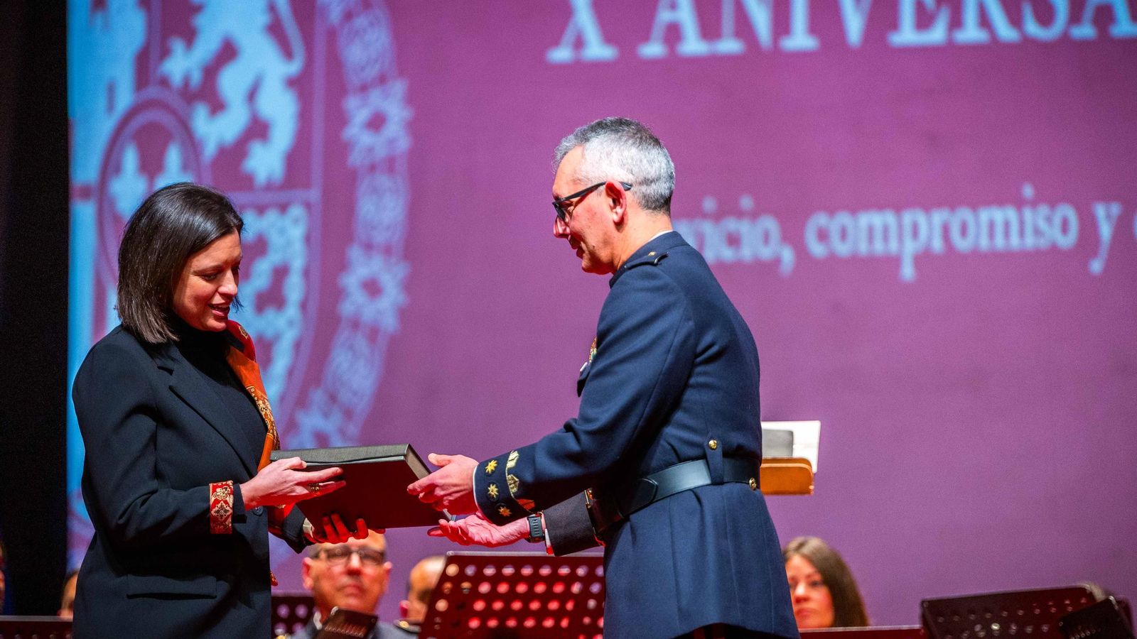 Homenaje al Rey en forma de concierto: la banda de Tercio Sur conmemora el X aniversario del reinado de Felipe VI Homenaje al Rey en forma de concierto: la banda de Tercio Sur conmemora el X aniversario del reinado de Felipe VI