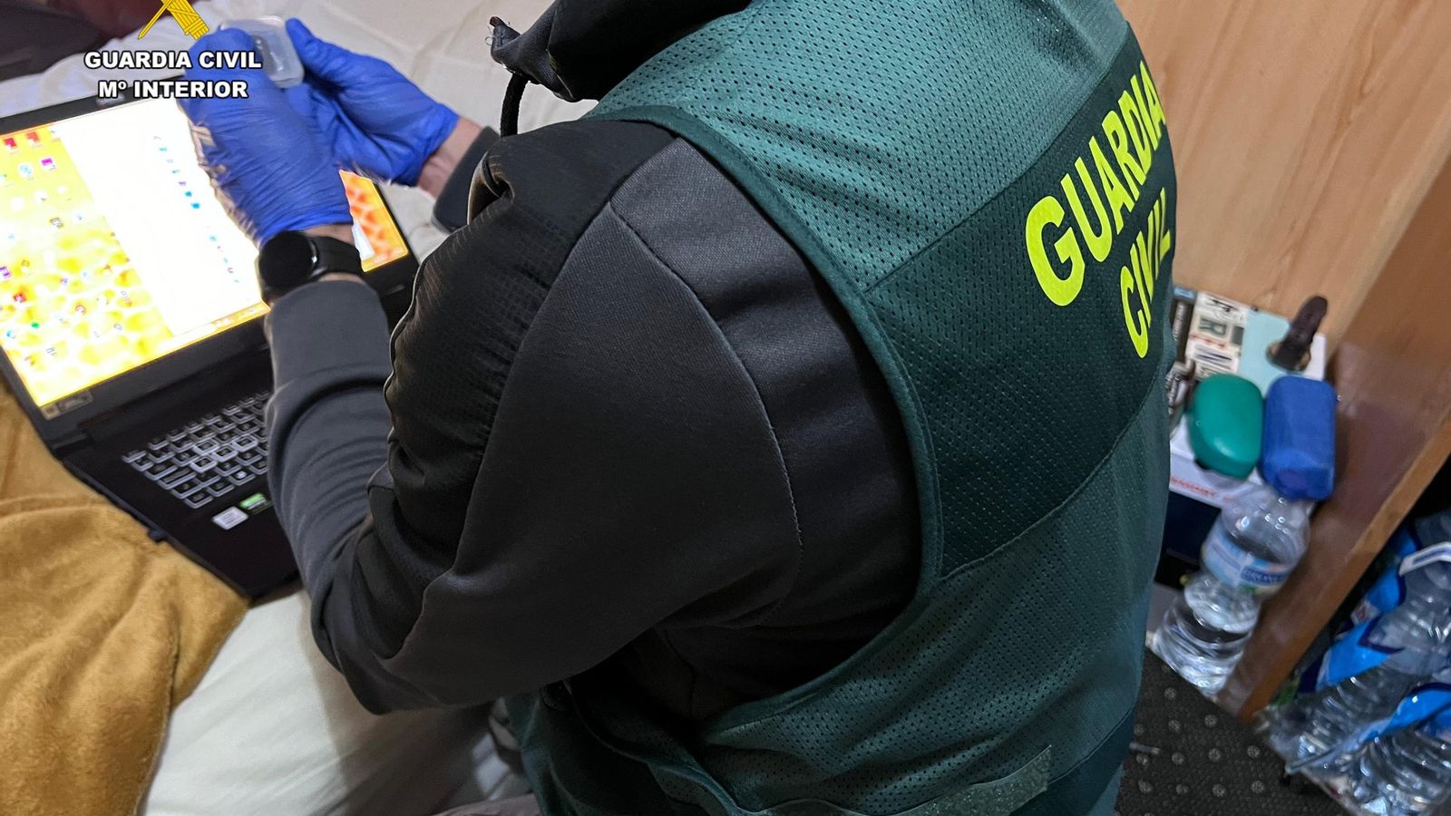 Imagen de la operación contra la red dedicada a las ciberestafas amorosas. Imagen de la operación contra la red dedicada a las ciberestafas amorosas.