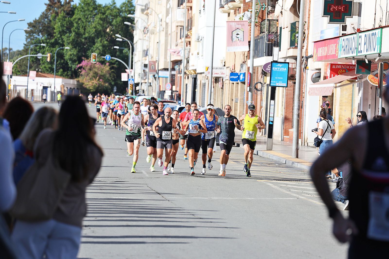 Las mejores imágenes de la carrera 21K Ciudad de Huelva