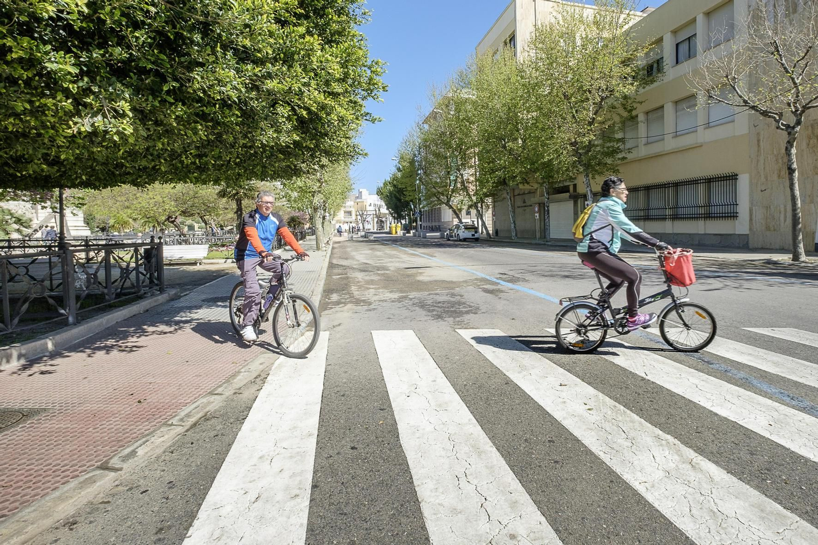 Jornada de peatonalización en la plaza de España