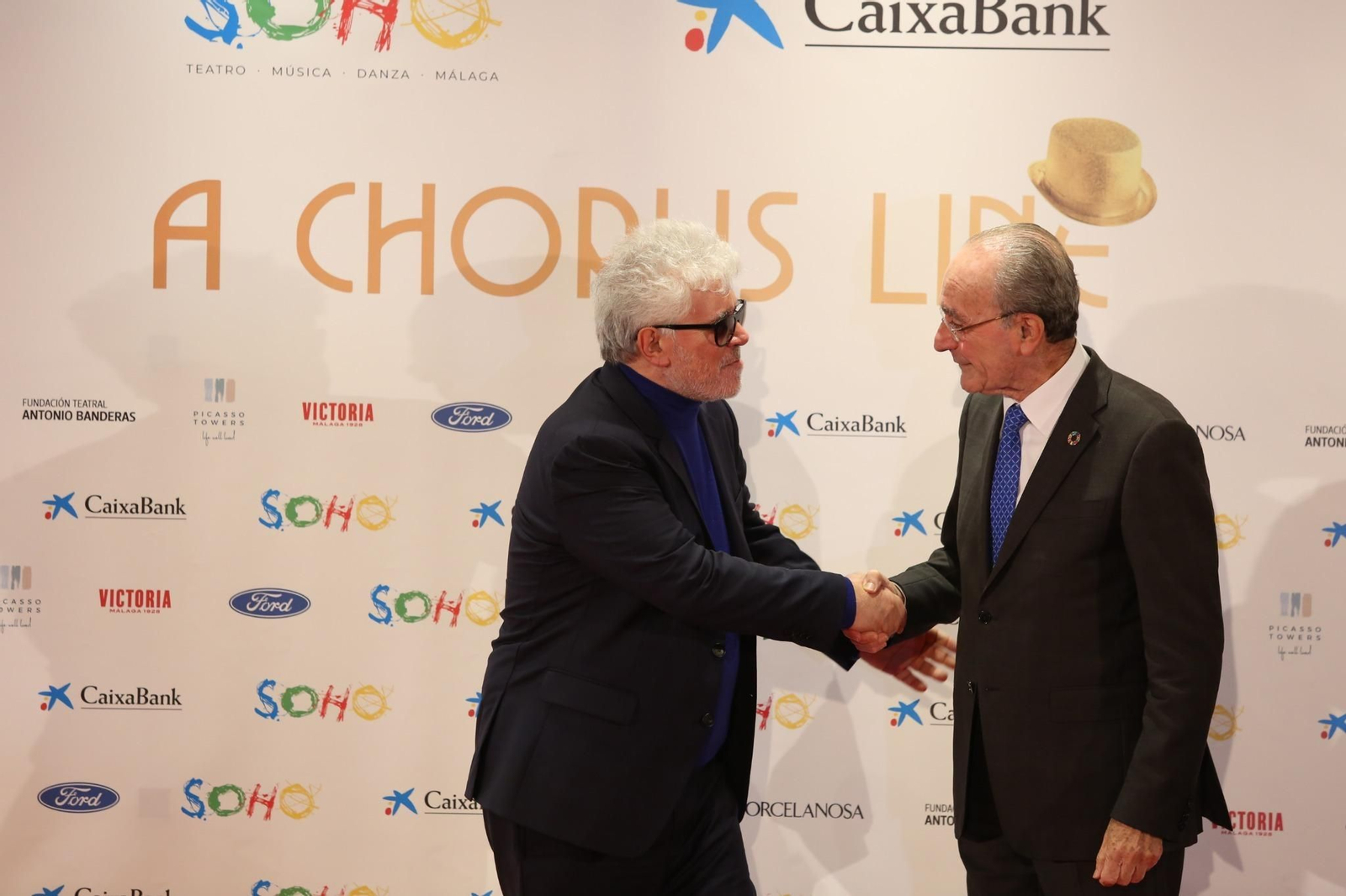 La alfombra roja de la inauguración del Teatro del Soho.