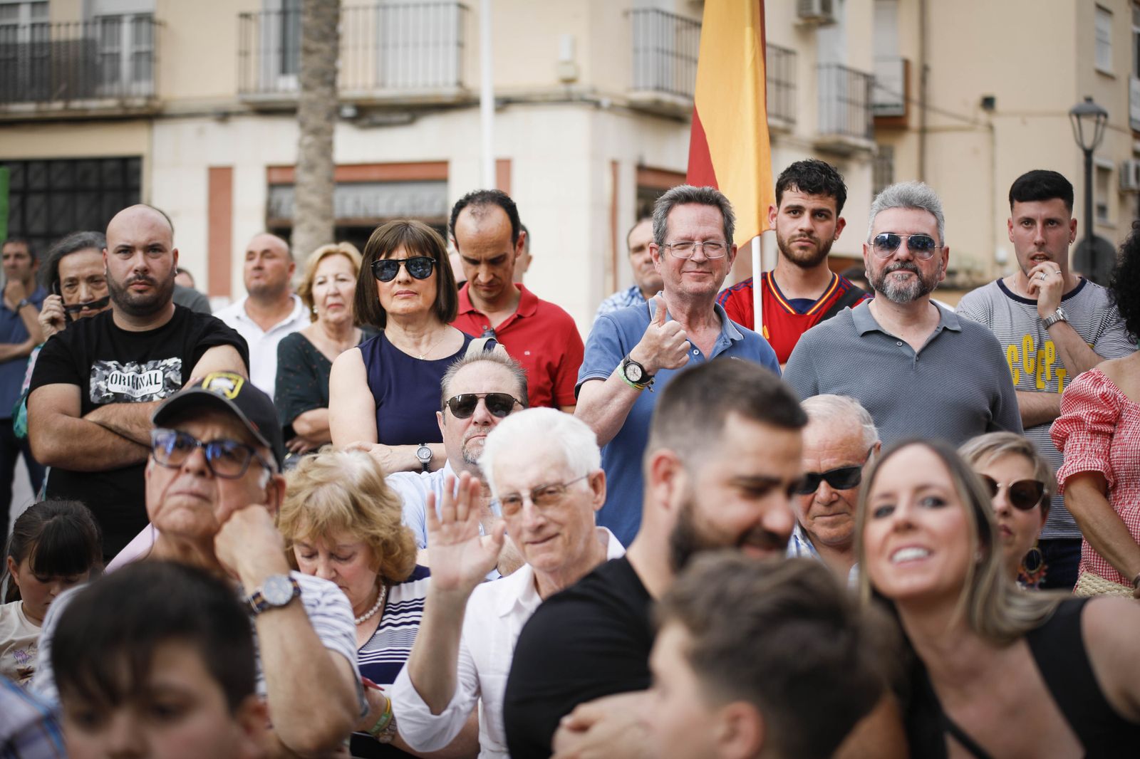 Imágenes de campaña para las elecciones europeas de VOX
