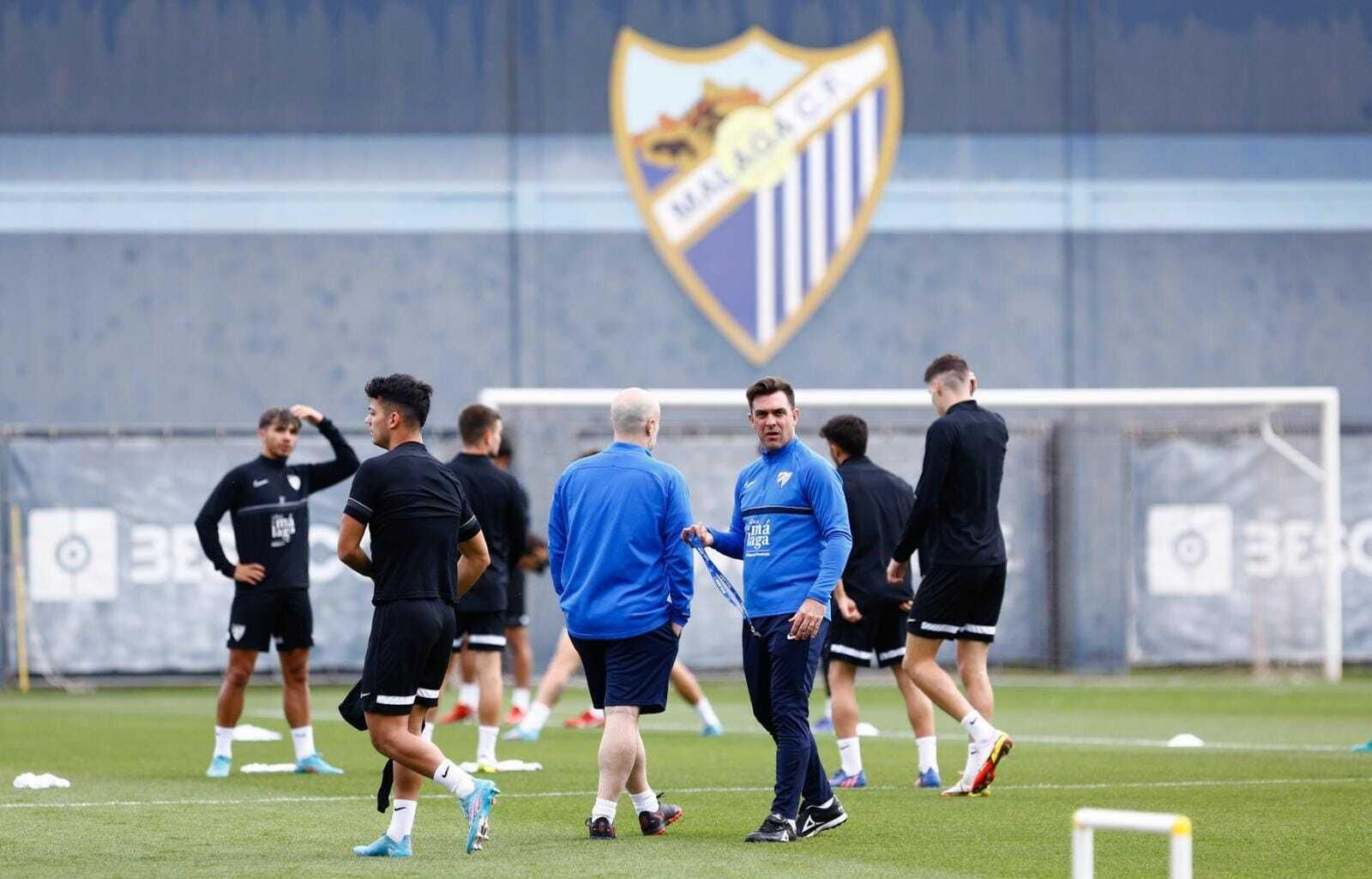 Pablo Guede y su equipo, en el Anexo.