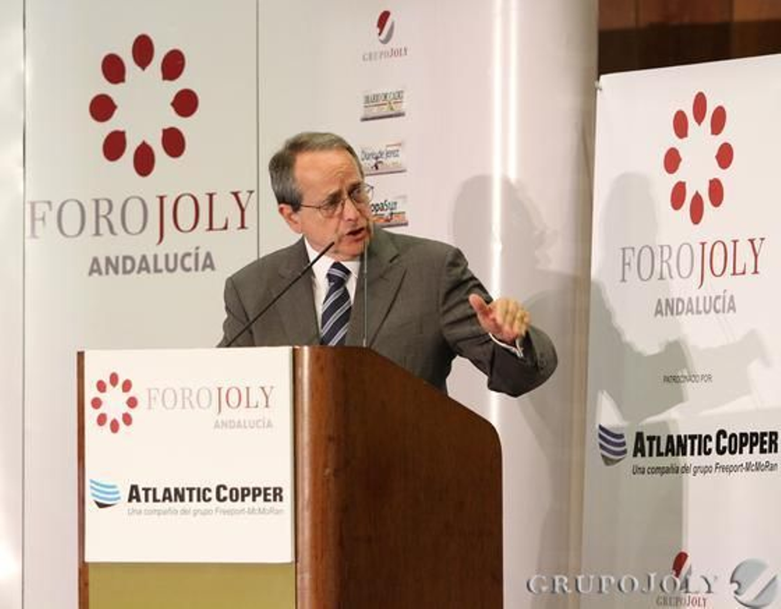 Juan José Toribio durante su exposición. / Fotos: Juan Carlos Vázquez y Belén Vargas