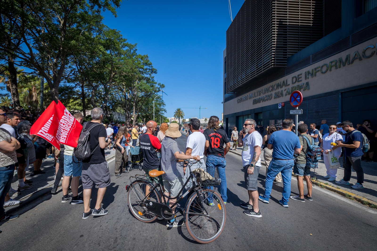 Las imágenes de las protestas de la huelga del metal en Cádiz de este miércoles 25 de junio