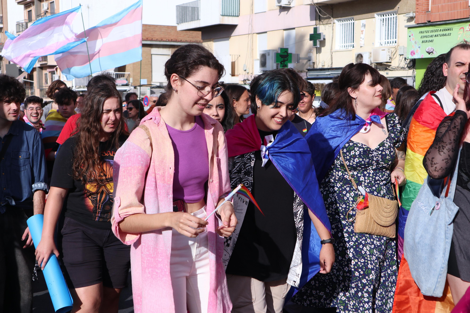 Las mejores imágenes de la manifestacióndel del Orgullo LGTBI en Huelva