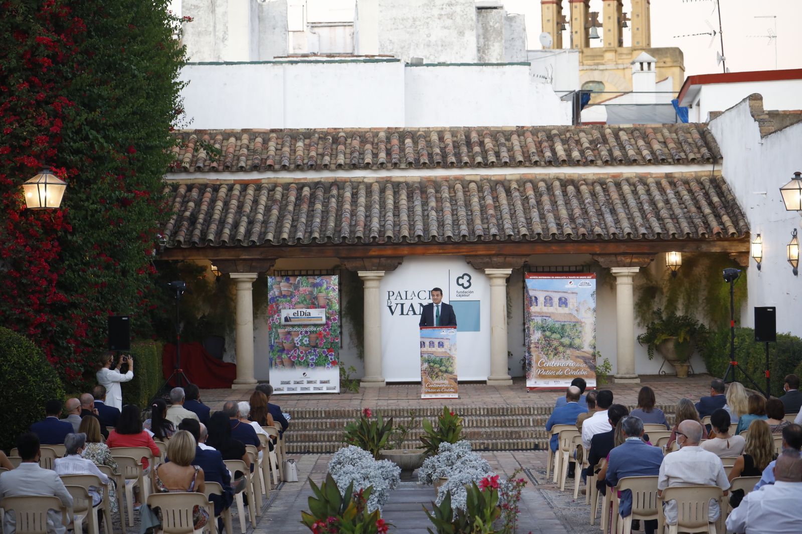 La presentación del libro 'Centenario de los Patios de Córdoba', en imágenes