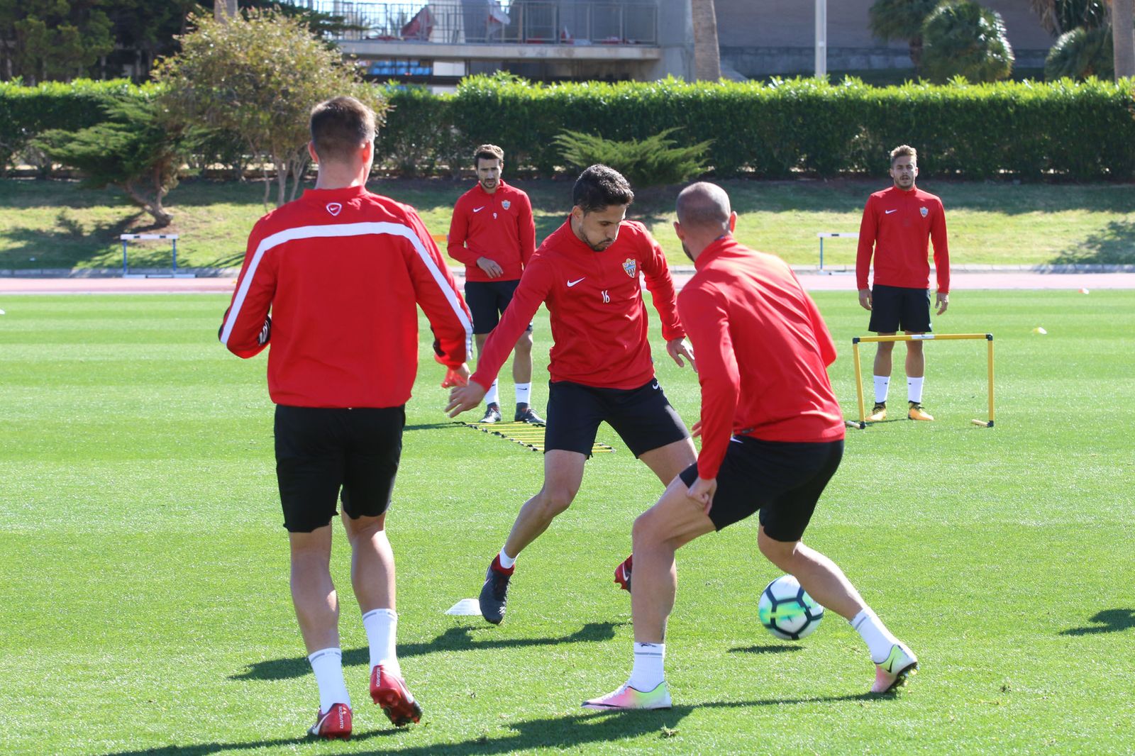 Fidel puede pasar del ostracismo a tener que sacarle las castañas del fuego a Lucas Alcaraz.