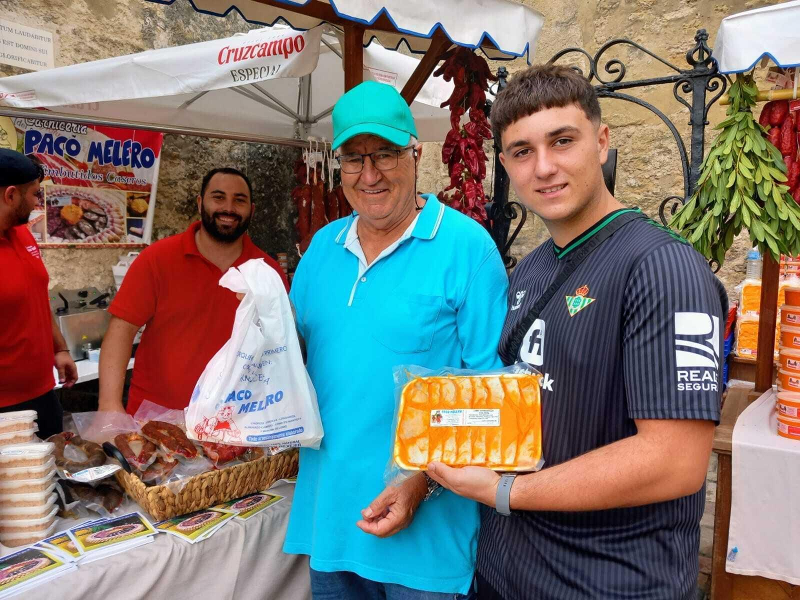 Las imágenes del Día de Lomo en manteca en Vejer: un sabroso plan en uno de los pueblos bonitos de Cádiz