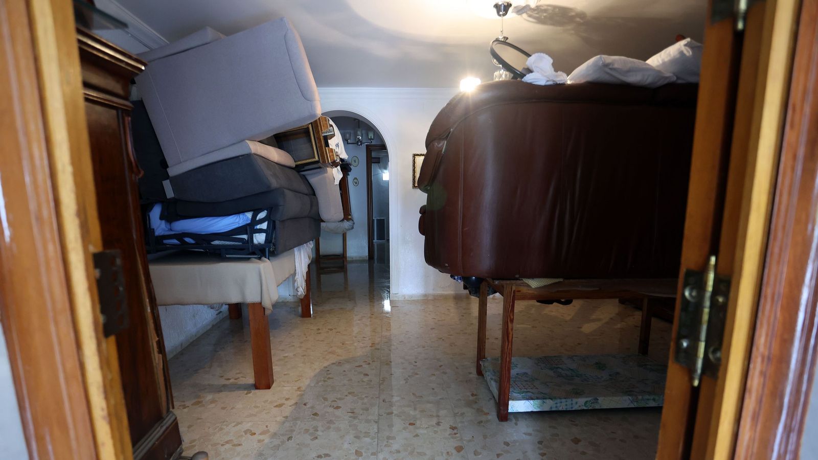 Vuelta a sus casa en La Ina, La Corta y El Portal