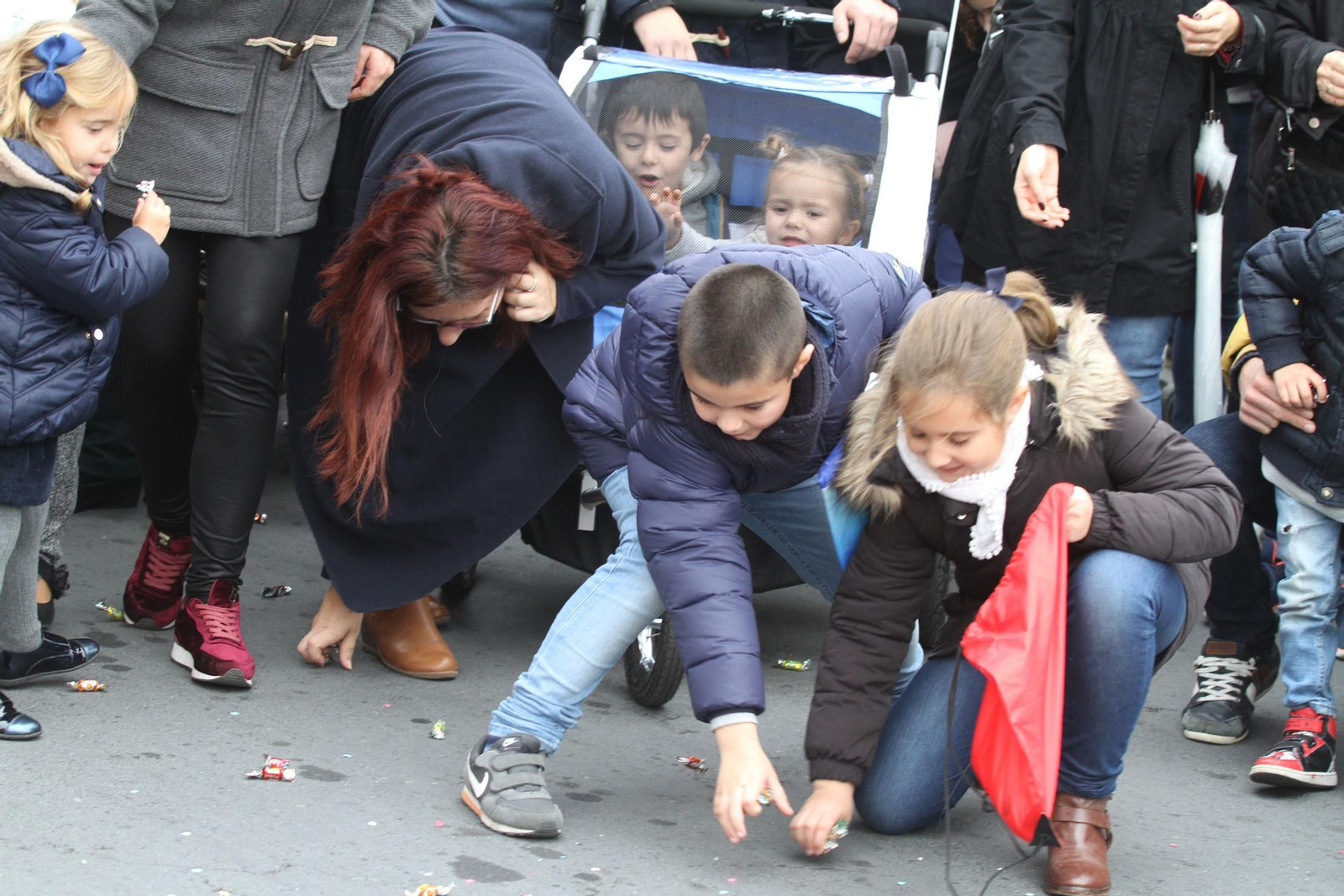 Cabalgata de los Reyes Magos 2018: Melchor, Gaspar y Baltazar adelantan su salida para llenar de ilusión las calles de Huelva