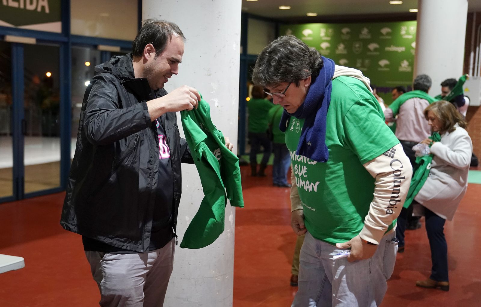 Más de 1.000 personas ven en el Carpena el documental del Unicaja