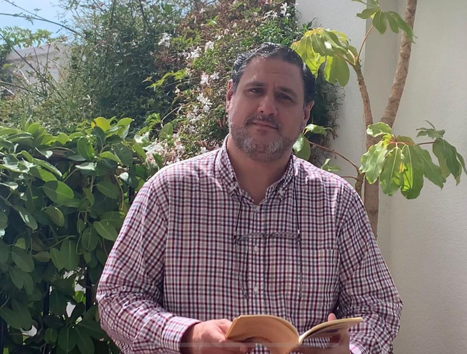 Francisco Alonso. Director Instituto de Estudios Almerienses. 'Beethoven contado a través de sus contemporáneos'. O.G. Sonneck.