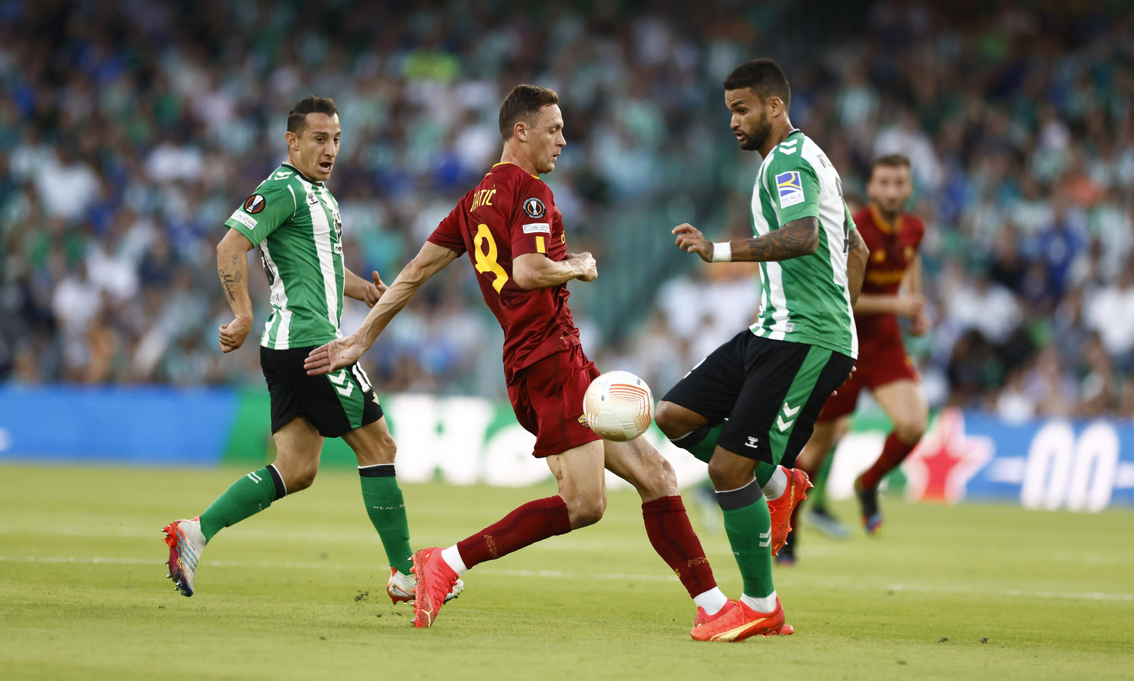 Las imágenes del Betis-Roma