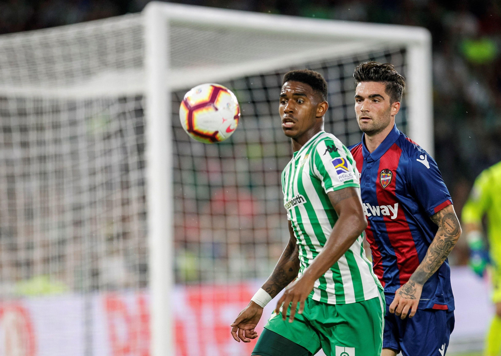 Júnior durante el Betis-Levante de esta última temporada.