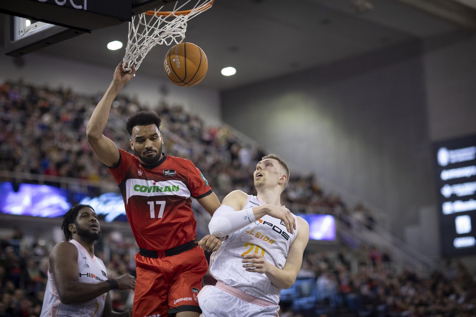 Las mejores imágenes del Covirán Granada-Hiopos Lleida