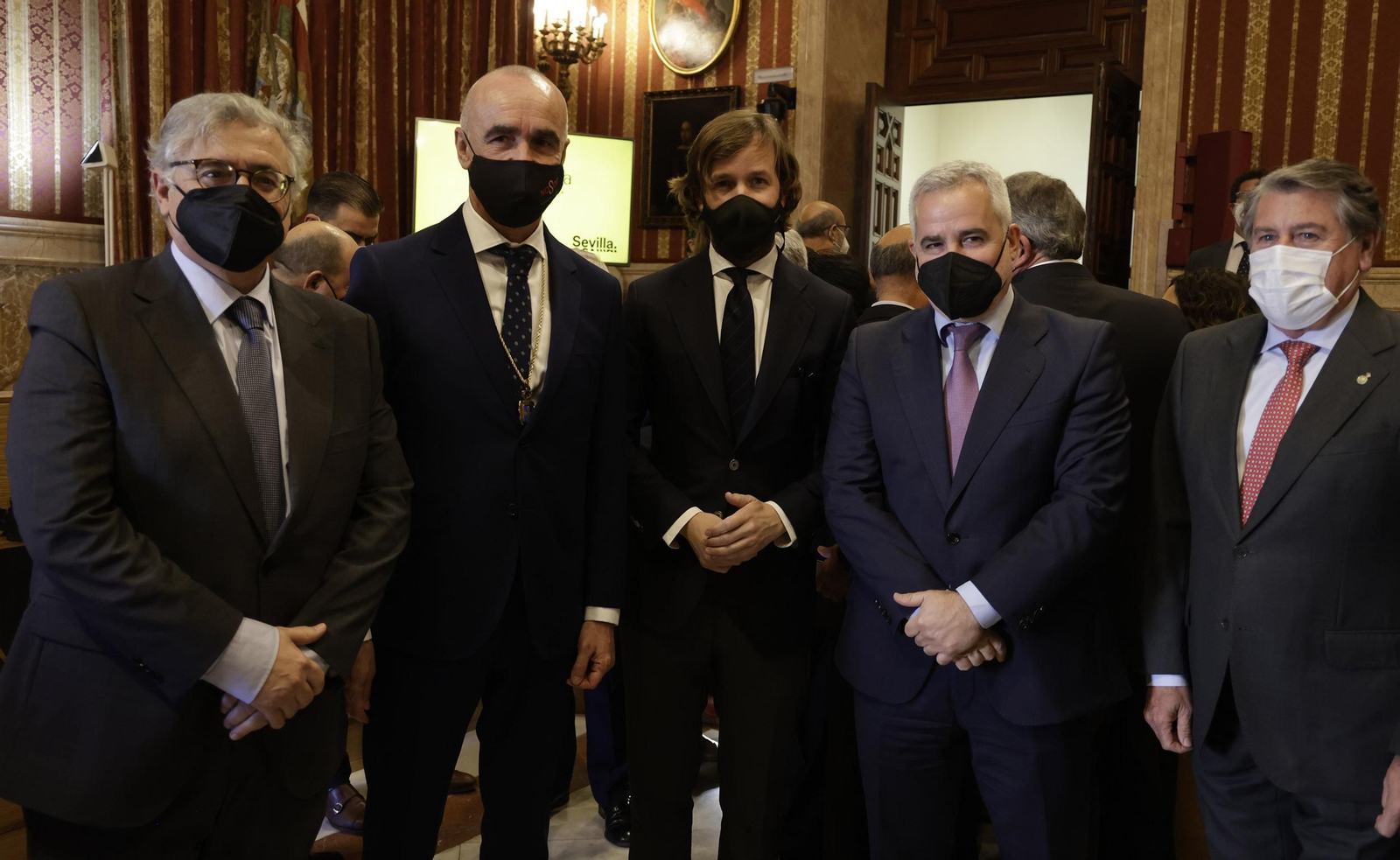 La investidura de Antonio Muñoz como Alcalde de Sevilla, en imágenes