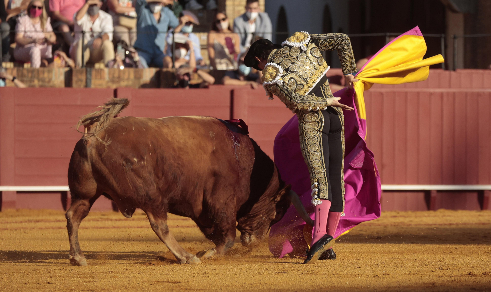 Las imágenes del triunfo de Morante en San Miguel