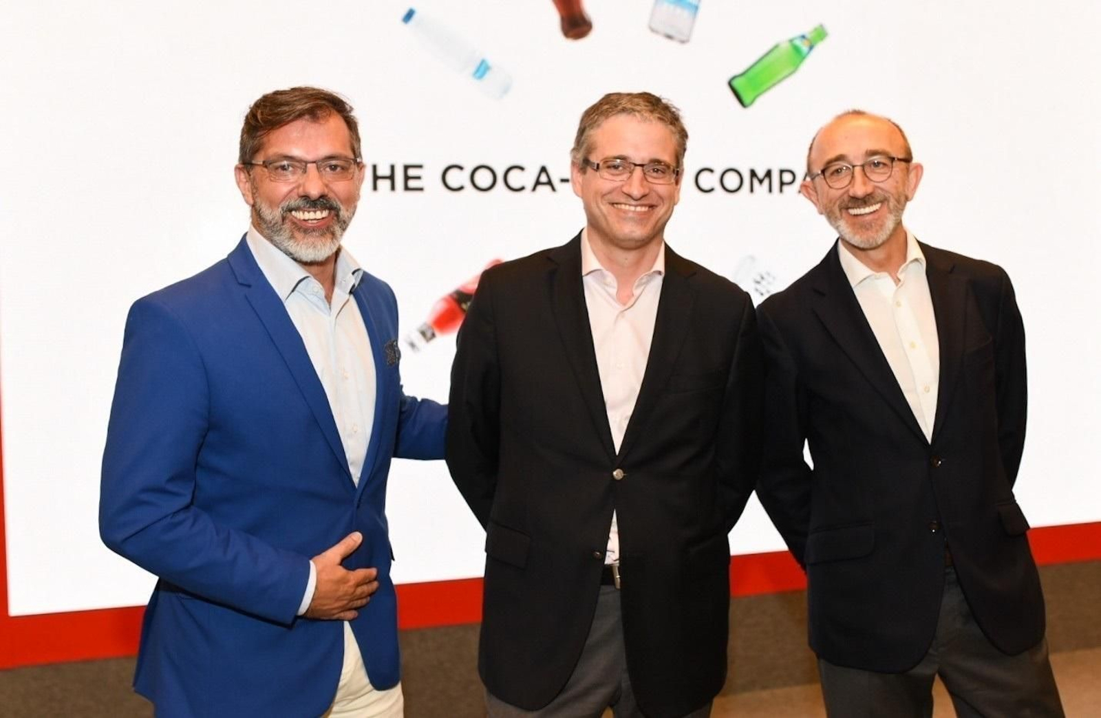 Rafael Urrialde, Pelayo Bezanillos y Juan José Litrán, en la presentación de su innovación. Rafael Urrialde, Pelayo Bezanillos y Juan José Litrán, en la presentación de su innovación.