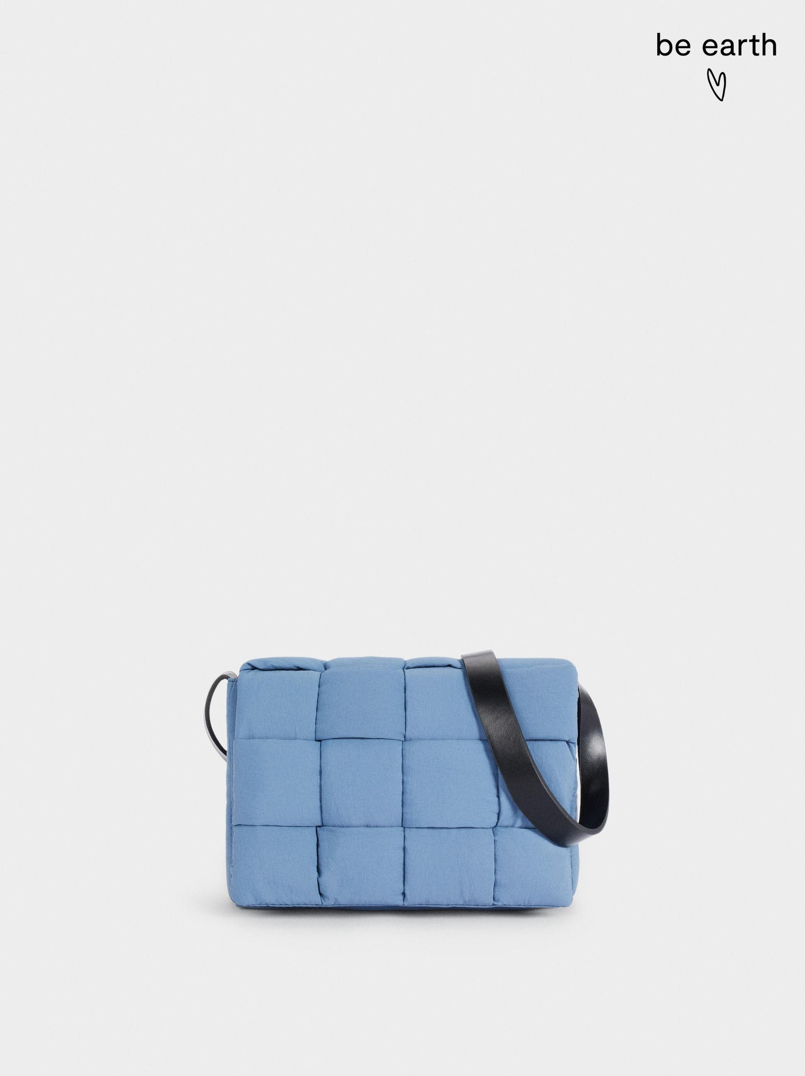 Bolso acolchado de Parfois.