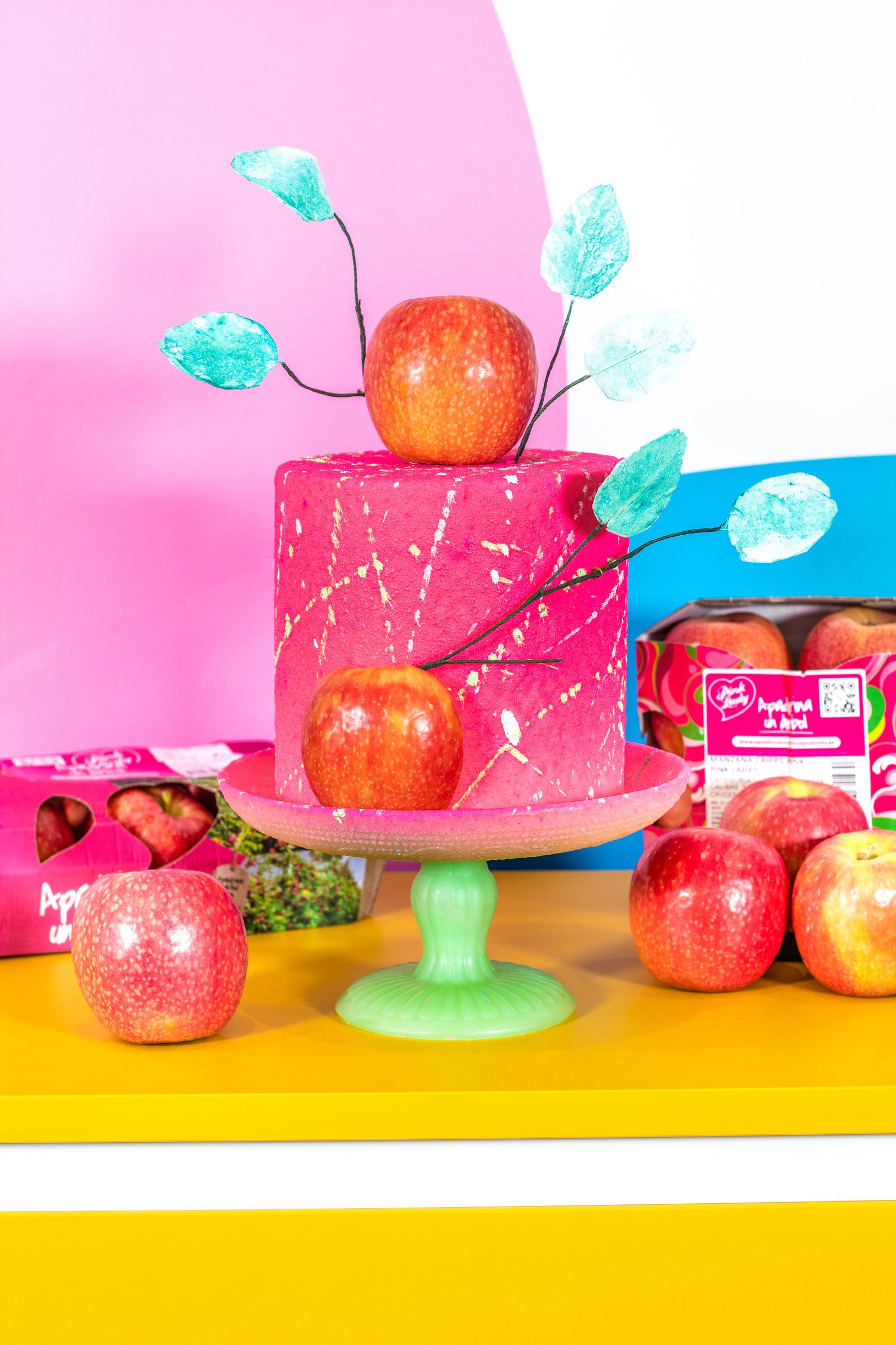 El obrador de Maracena de donde sale la auténtica tarta 'Flor Pink Lady' by Renan Oliveira