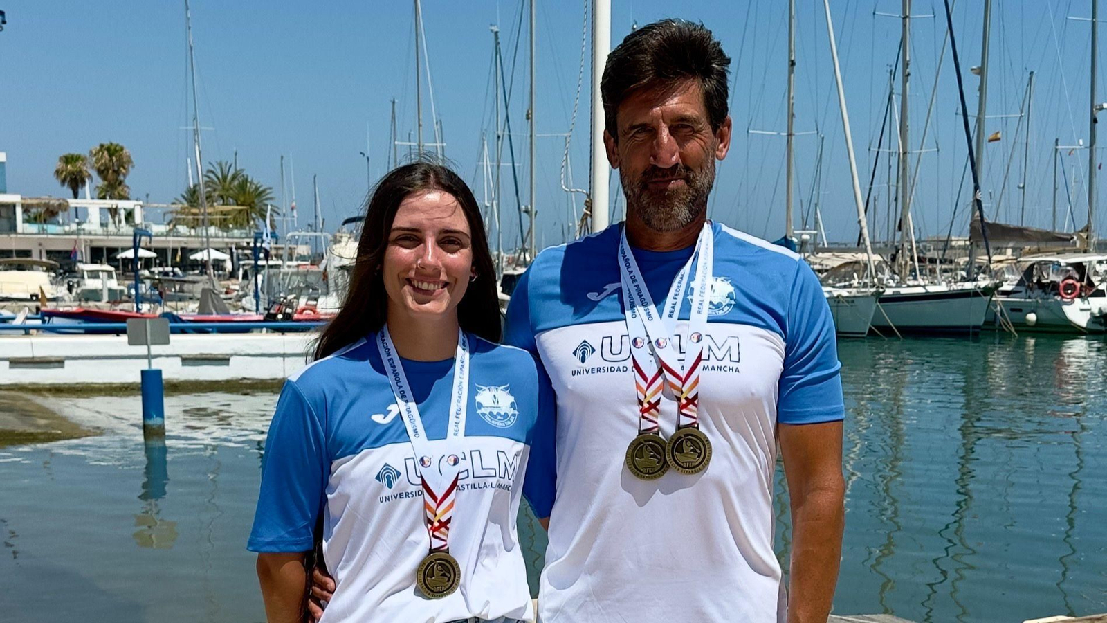 Los granadinos con sus respectivas medallas