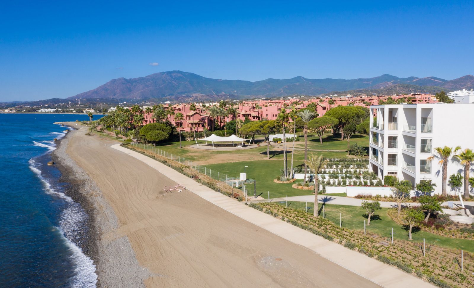 El corredor litoral de Estepona está ejecutado en un 90%.