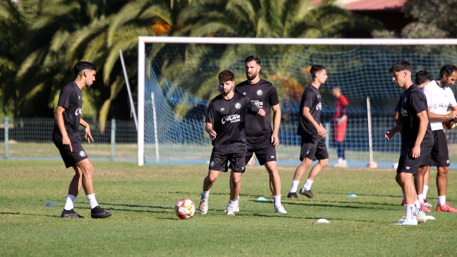 El Xerez DFC prepara con intensidad el derbi contra el Xerez CD