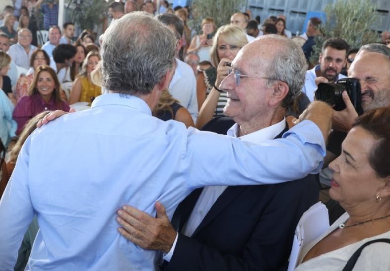 Feijóo da a De la Torre el título de mejor alcalde de España: "Le voy a decir al de Madrid que podrá ser como el de Málaga"
