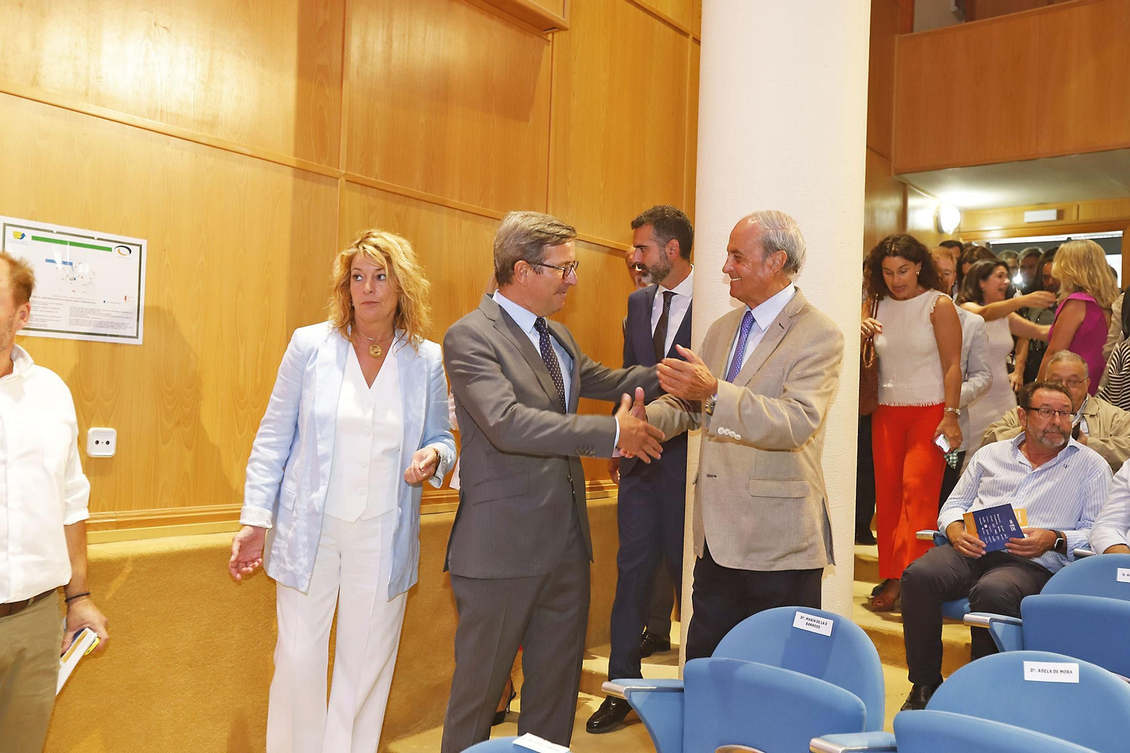 Imágenes de la Presentación de la memoria anual de la Asociación de Industrias Químicas, Básicas y Energéticas de Huelva (Aiqbe)