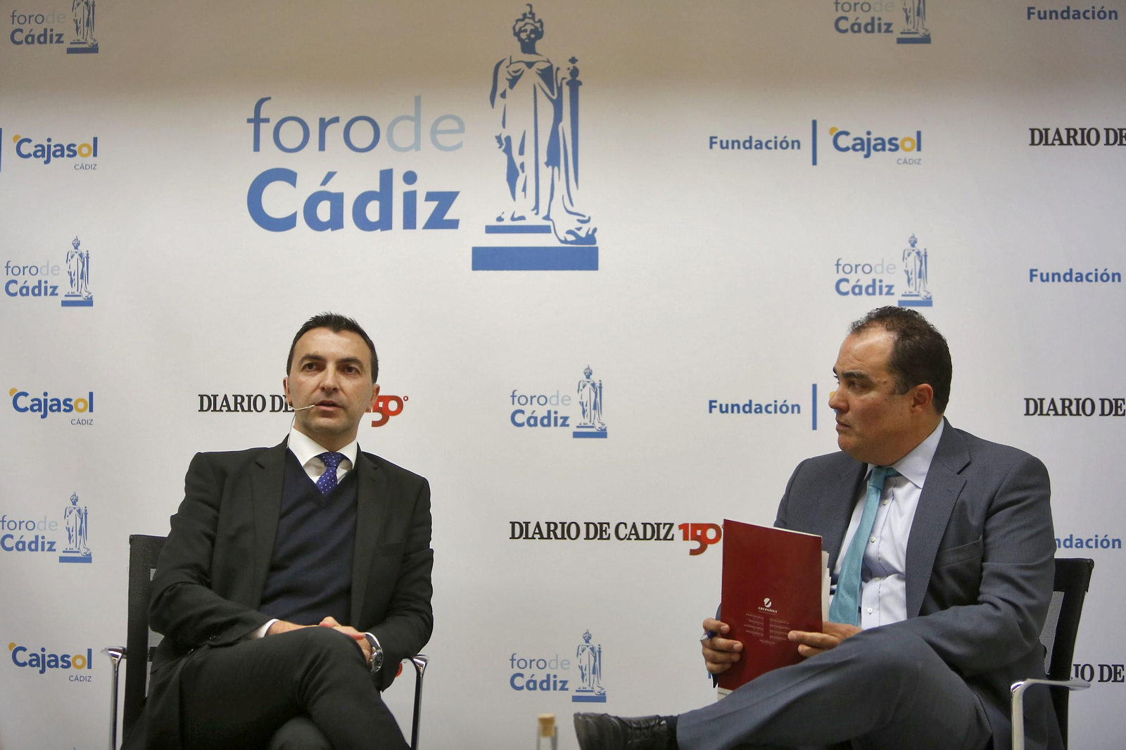 Imágenes del Foro de Cádiz con Antonio Rueda